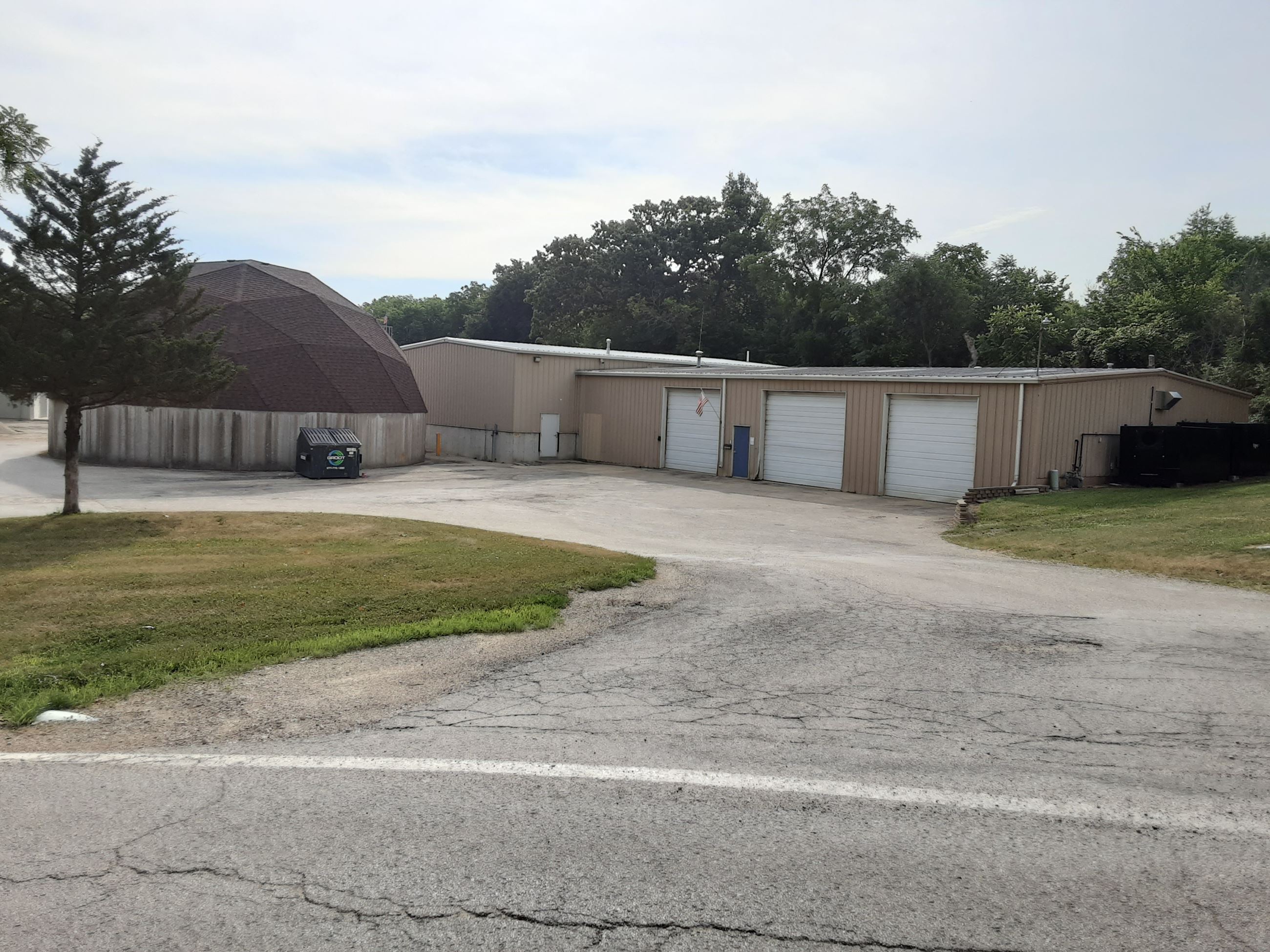City garage and salt dome